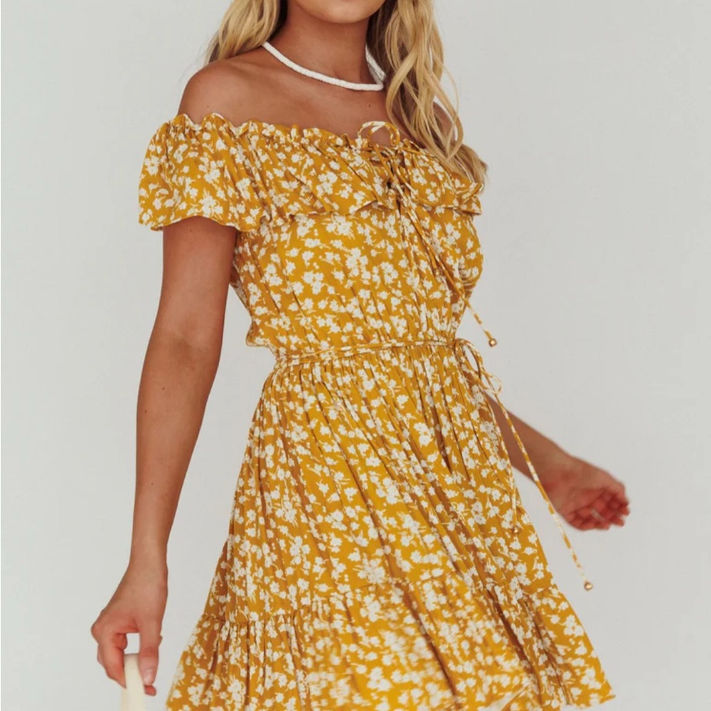 NWT Selfie Leslie Yellow Ruffled Sundress with Puff Sleeves